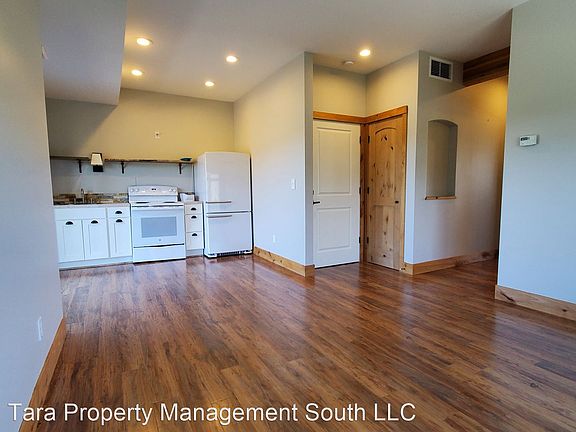 2nd image of 2099 Shore Ave Unit B