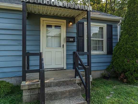3rd image of 609 Addison Ave