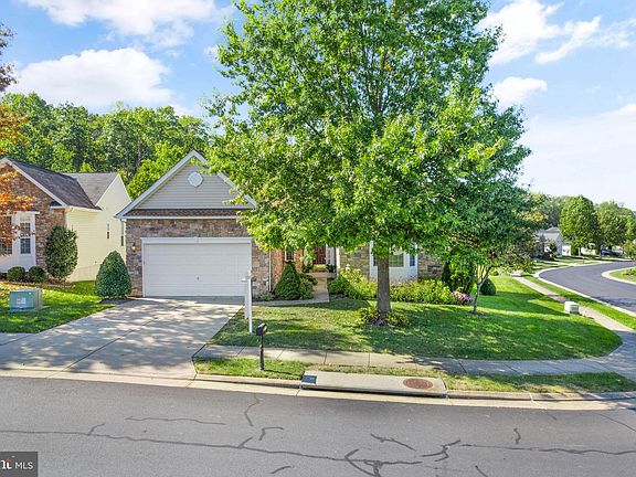 5th image of 16859 Four Seasons Dr