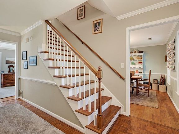 4th image of 1141 Hearthglow Ct