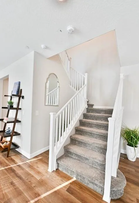 3 bed, 2.5 bath, 1860 sqft, $2,760 — Photo 4
