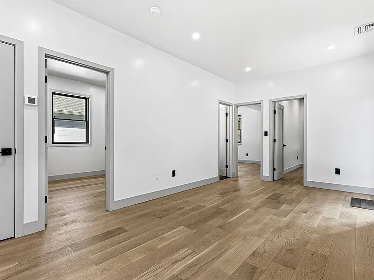 388 Warburton Ave #2 — Photo 3