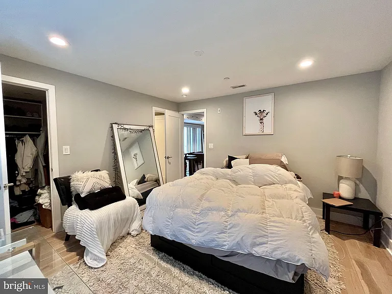 922 N 17th St #26-E — Photo 16