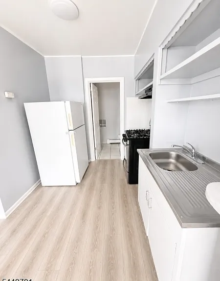 55 Hopper St #2 — Photo 1