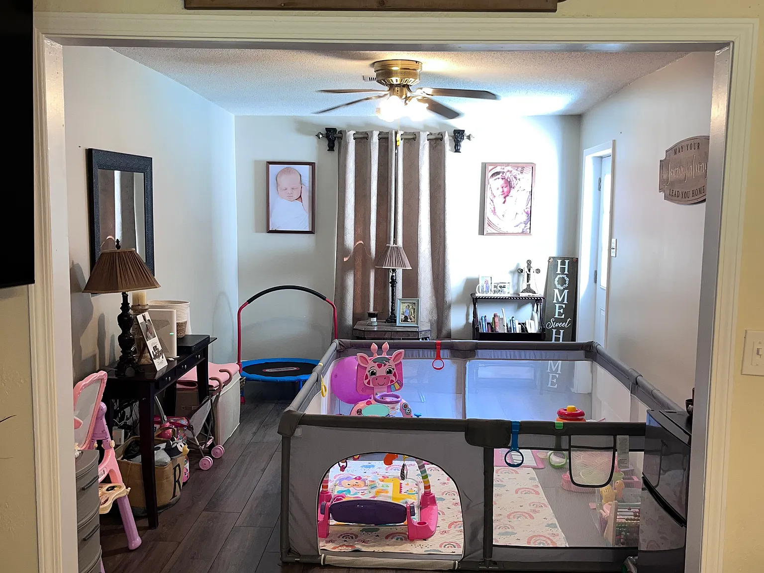 4 bed, 2015 sqft, $2,400 — Photo 3