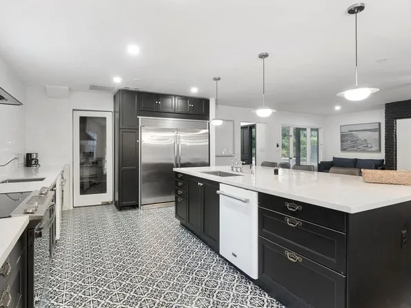 5840 SW 37th Avenue, Dania Beach, FL 33312