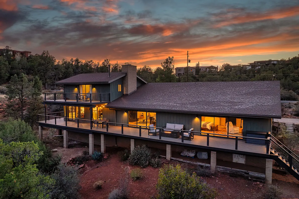 Building Photo - 525 Coronado Trl