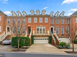 10042 Sterling Ter, Rockville, MD 20850