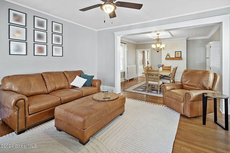 4th image of 55 Chestnut Street
