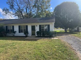 307 Ridgely Rd, Murfreesboro, TN 37130