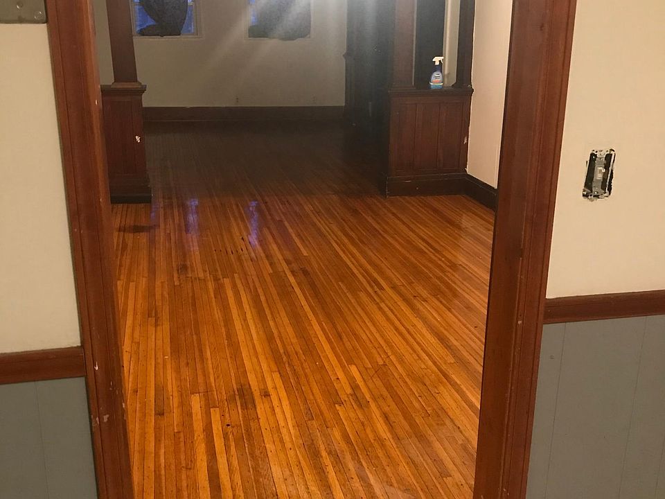 1st image of 219 East St #2