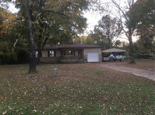 819 Rena Rd, Van Buren, AR 72956