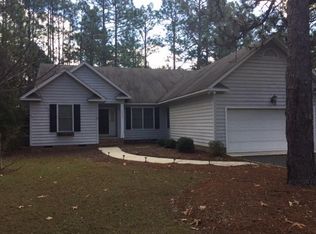 1655 Longleaf Dr E, Pinehurst, NC 28374