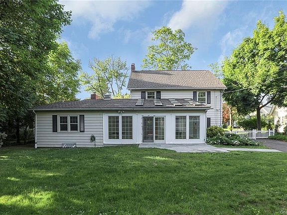 4th image of 162 Highland Ave