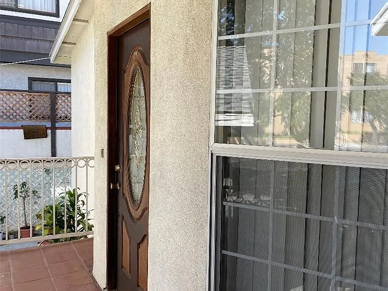 607 E Olive Ave — Photo 6
