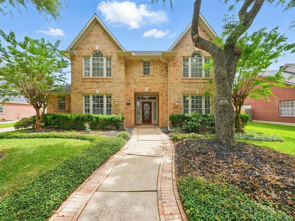 4027 Austin Meadow Dr