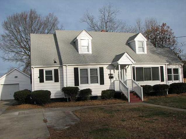1st image of 1005 Arnold St