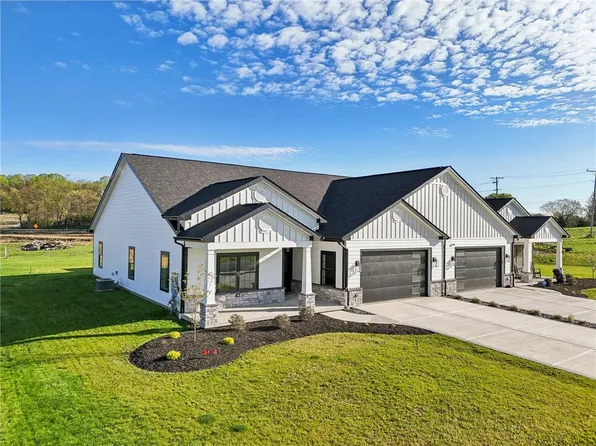 403 Raymaley Rd, Harrison City, PA 15636