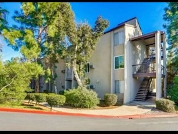 2nd image of 7500 Parkway Dr Unit 204