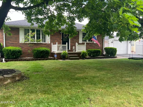 229 Grazierville Rd, Tyrone, PA 16686