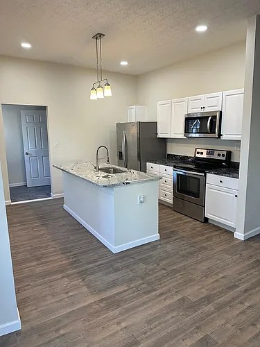 226 Berry Ave Photo 1