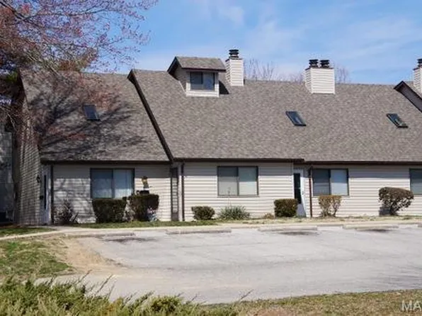822 White Oak Dr APT 1, O Fallon, IL 62269