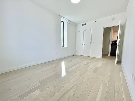 Rented by Keller Williams NYC | media 7