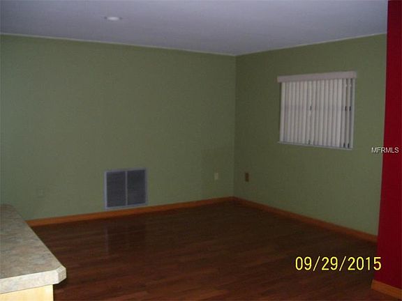 5th image of 5403 Royal Oak Dr
