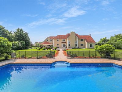 11 Dogwood Lane, East Moriches, NY, 11940