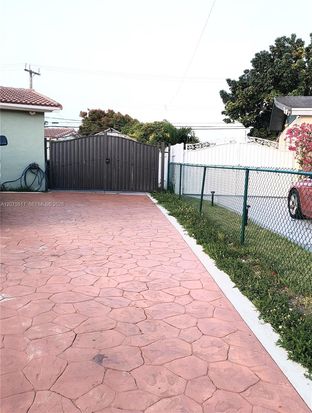 3941 E 9th Ln, Hialeah, FL 33013