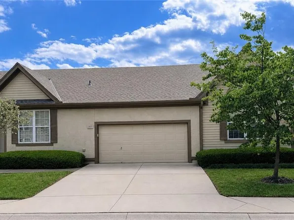 15821 W 62nd St, Shawnee, KS 66217