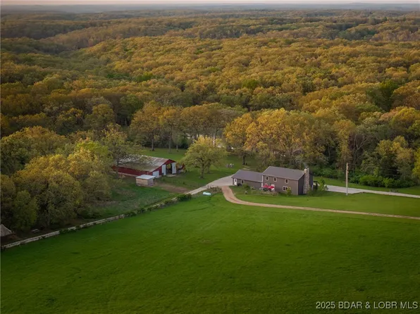 129 Vaughan Rd, Eldon, MO 65026