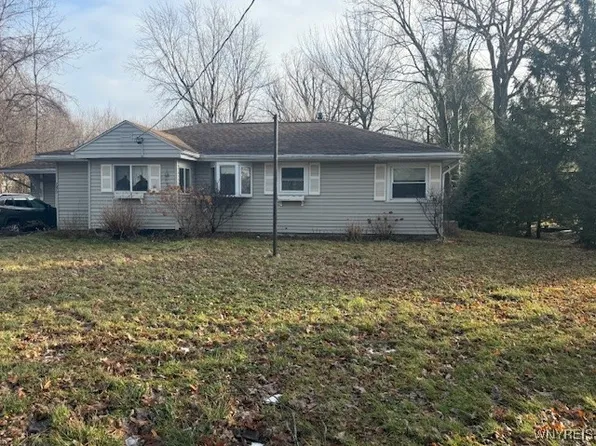 7473 Townline Rd, North Tonawanda, NY 14120