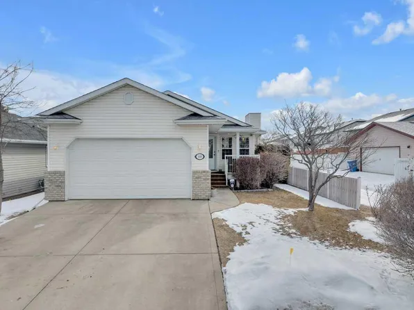 118 W Duval Cres, Red Deer, AB T4R 2Z2