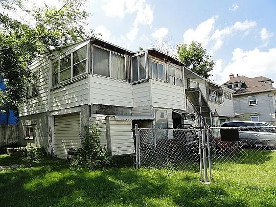 279 Blaine