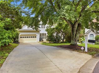 2115 Wildwood Lake Dr, Suwanee, GA 30024