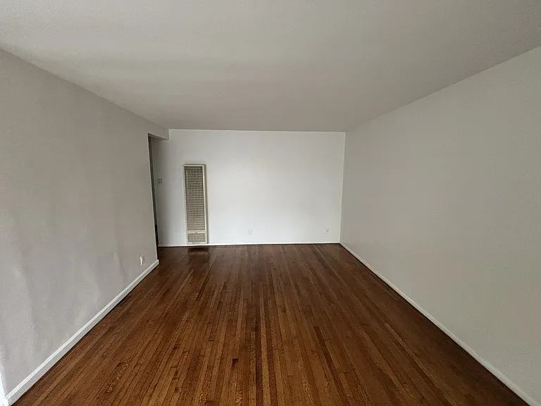 1049 E Ocean Blvd #1 — Photo 6