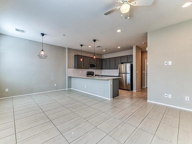 667 Sleeping City Ave — Photo 9