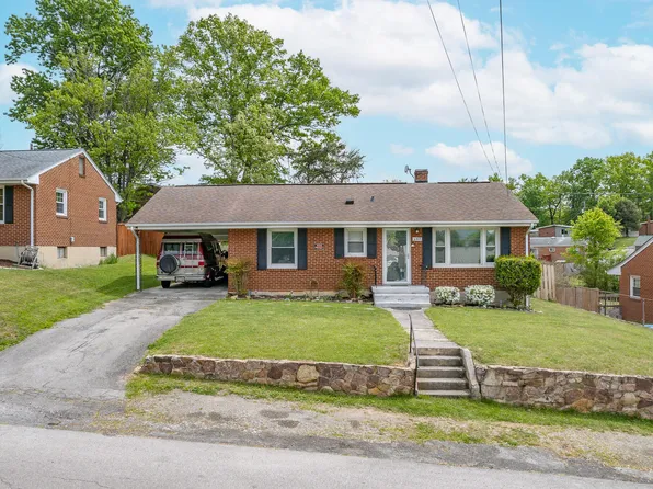 357 Thrush Dr NW, Roanoke, VA 24017