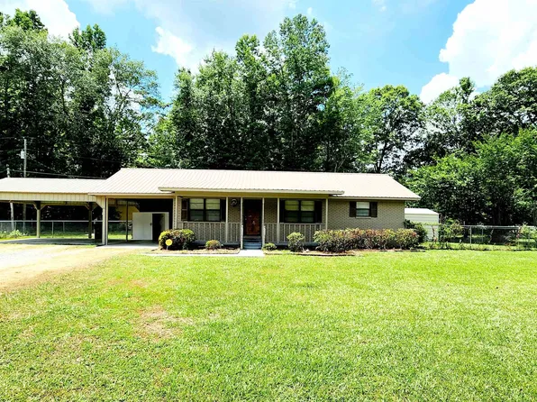 304 Linda Warren Cir NE, Hanceville, AL 35077