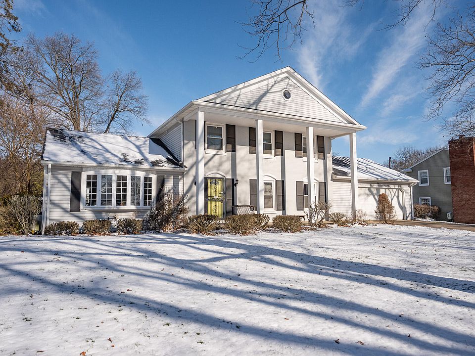 1st image of 1940 Skyler Dr