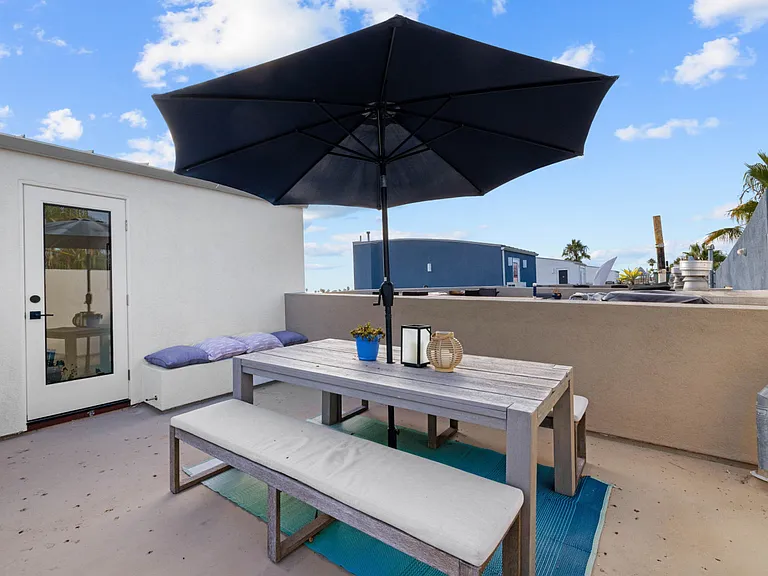 401 N Coast Hwy N #305 — Photo 44