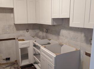 130 Bowdoin St APT 908, Boston, MA 02108