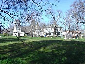 2nd image of 15653 Armstrong St