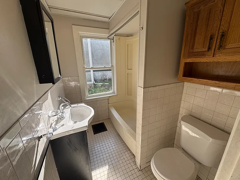 7 Balcomb St #1 — Photo 11