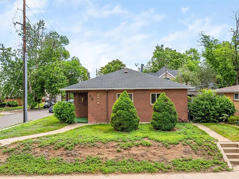 4546 Lowell Blvd — Photo 24