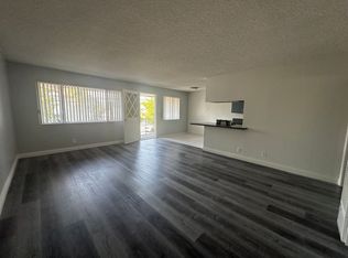 1746 10th, Long Beach, CA 90813