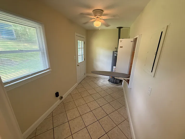 6063 Pine Terrace Dr — Photo 16