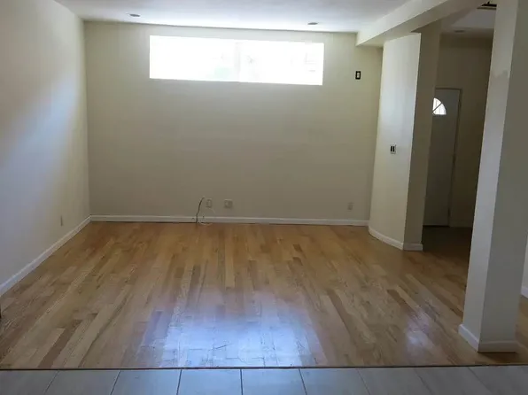 298 Van Brunt Street image 6 of 11