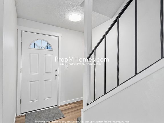 3rd image of 124 NE 40th Ave